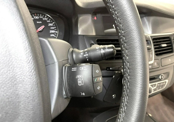Renault Laguna cena 32500 przebieg: 215000, rok produkcji 2011 z Urzędów małe 277